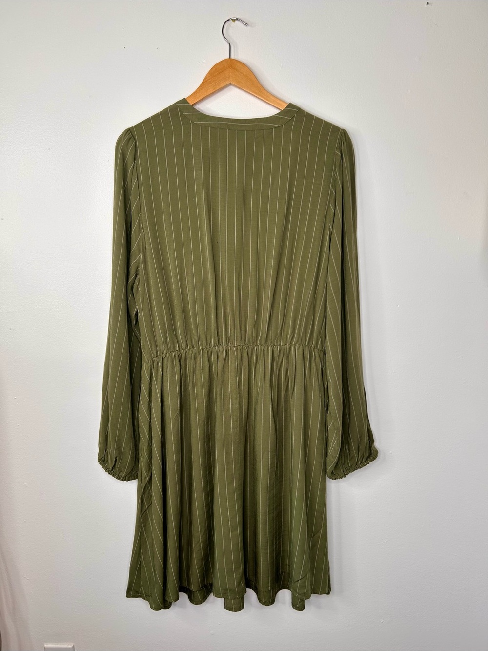 Ava & Viv Olive Green Smocked Waist Long-Sleeve Mini Dress - Picture 6 of 6